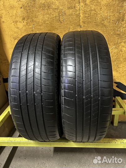 Bridgestone Turanza T005 215/55 R17