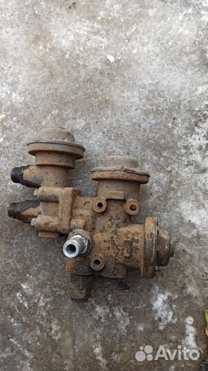 Распределитель подъёма кузова камаз