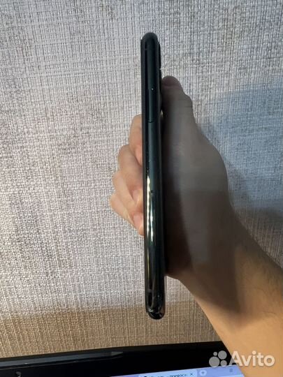 iPhone 11 Pro, 64 ГБ