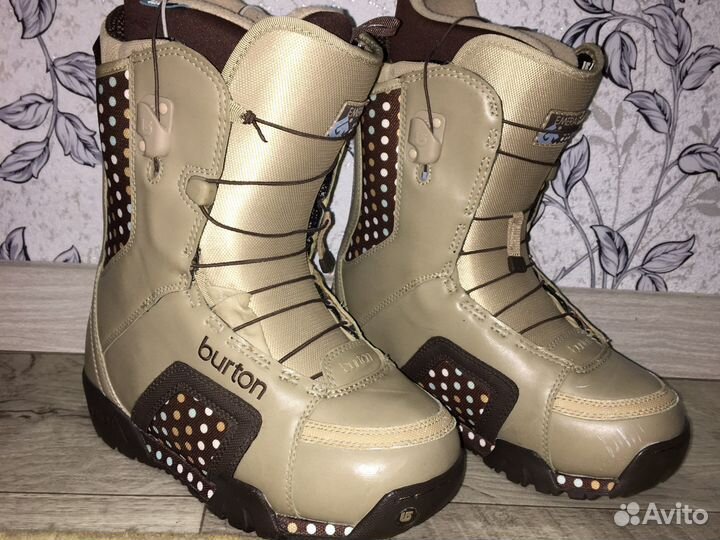 Сноубордические ботинки burton женские