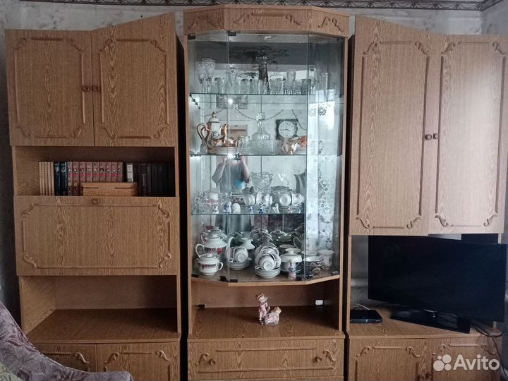 Стенка в гостиную