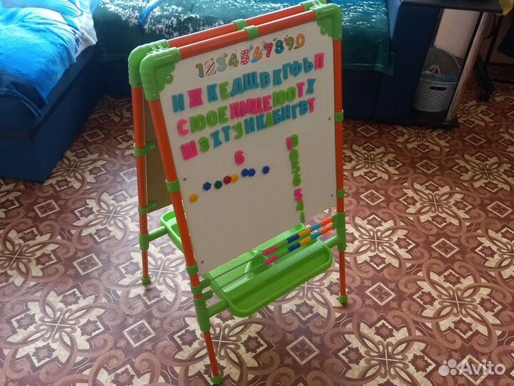 Магнитно меловая доска