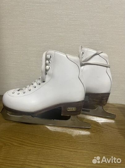 Коньки детские