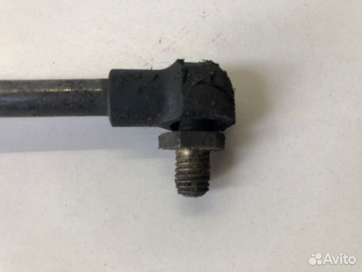 Амортизатор багажника Audi 100 C4 1994