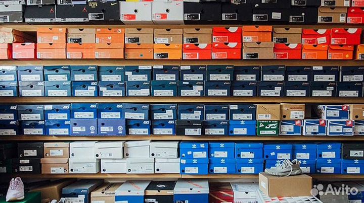 Поиск и доставка оригинальных кроссовок