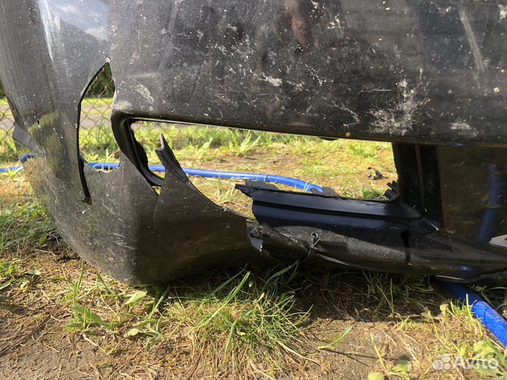 Бампер передний на honda civic 4d