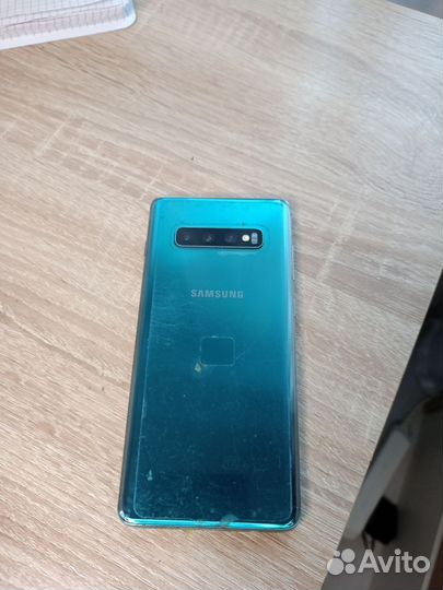 Samsung Galaxy S10+, 8/128 ГБ