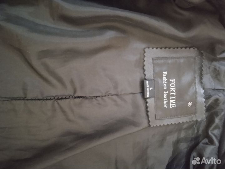 Мотокуртка кожаная женская