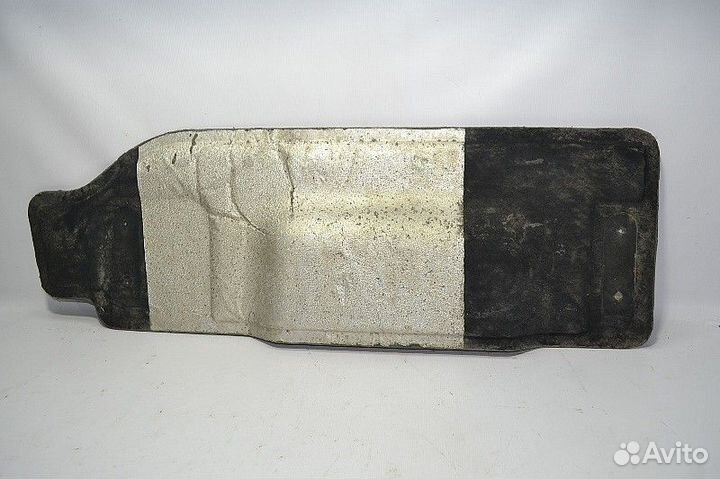 Шумоизоляция правая сторона MAN TGX 18.440 (01.07)