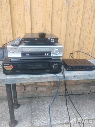 Видеомагнитофон