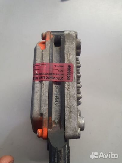 Блок управления рулевой рейкой GS1D-67880-H