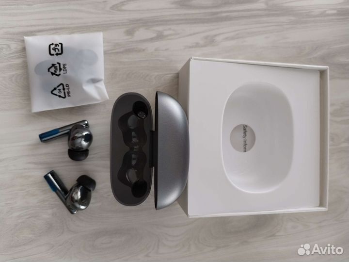 Беспроводные наушники Honor