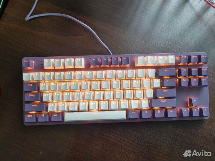 Игровая механическая клавиатура для компьютера