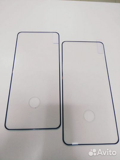 Защитное стекло на Samsung S20