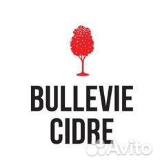 Рабочий цеха на пищевом производстве