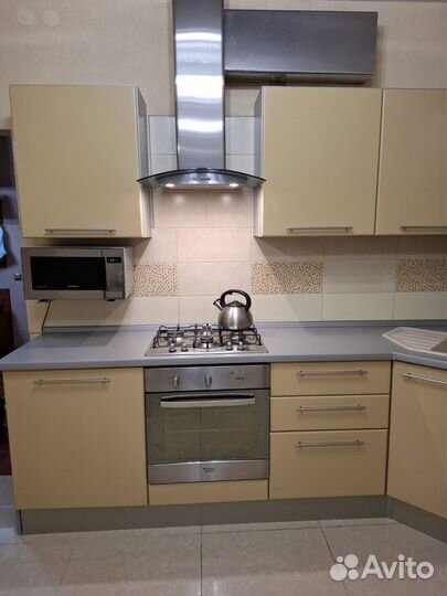 Кухонные гарнитуры угловые бу