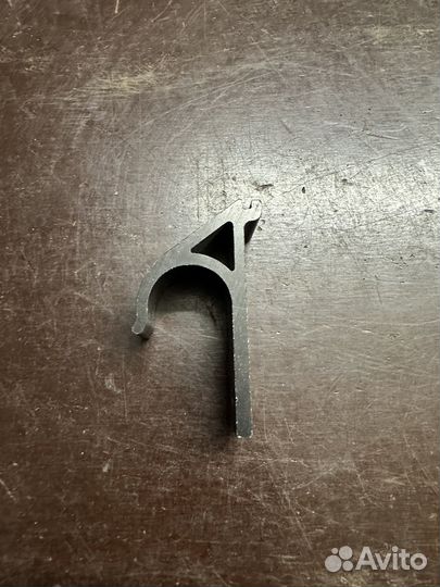 Кронштейн Scania 2048310