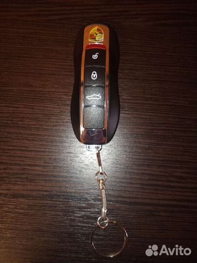 Флешка usb 32гб в форме ключа porsche