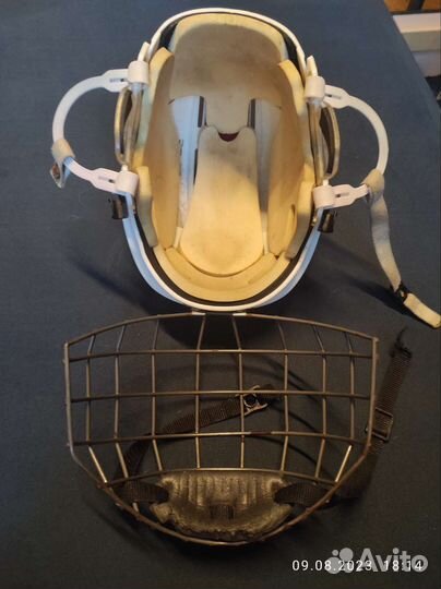 Шлем хоккейный