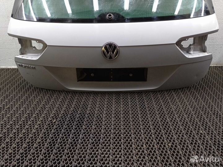 Крышка багажника Volkswagen Tiguan