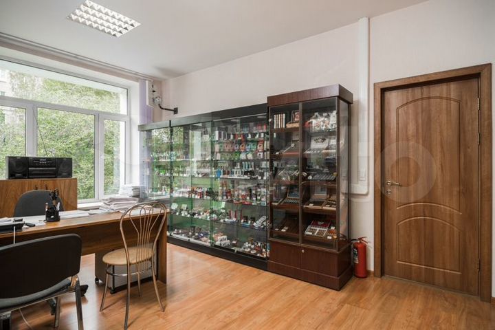 Особняк 1200м2 за 180 млн, м.Нагорная