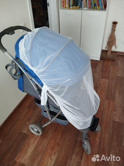 Прогулочная коляска
