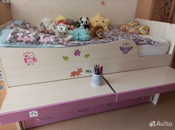 Двухъярусная кровать