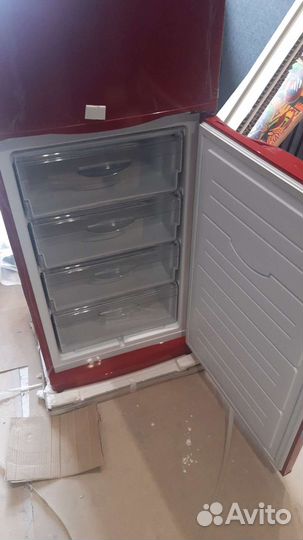 Холодильник Атлант Atlant XM 6025-030 красный