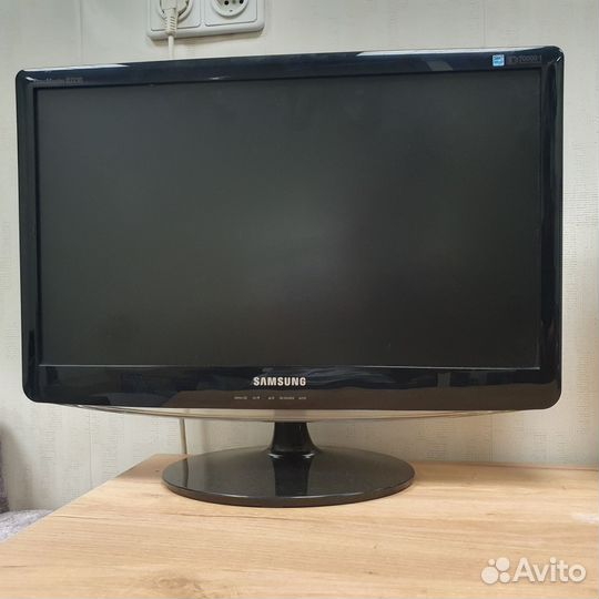 Монитор Samsung FullHD 22 дюйма