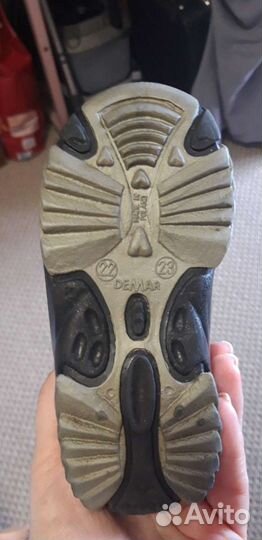 Комплект шапка, шарф и demar