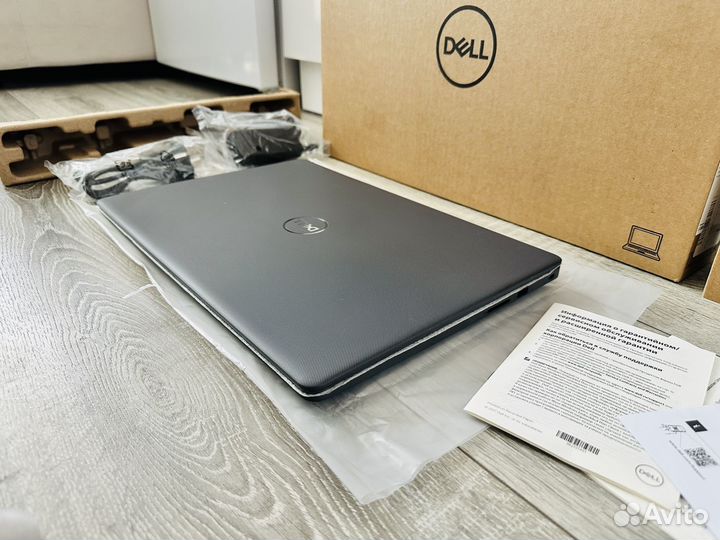 Новый ноутбук Dell Core i3 Intel XE 512Gb 8Gb