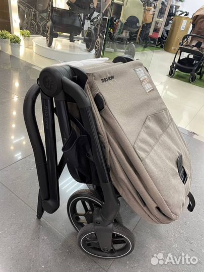 Прогулочная коляска Maxi-Cosi Leona Luxe
