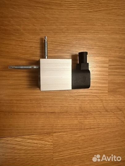 Клапан кондиционера W222 A2228300184