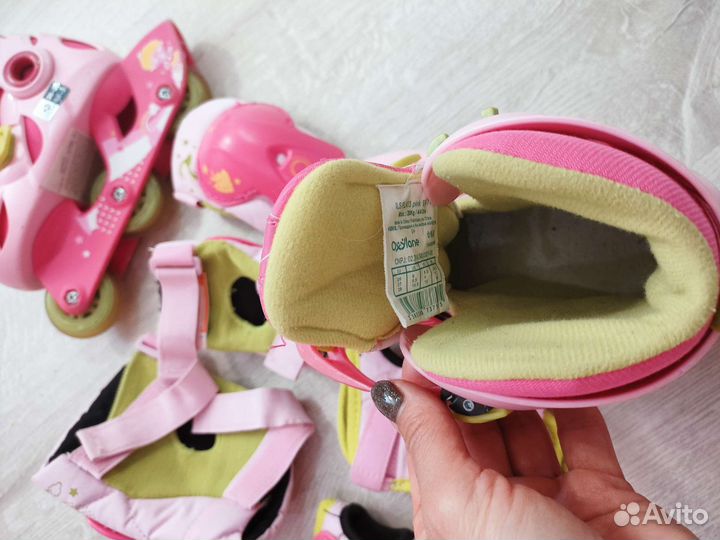 Роликовые коньки