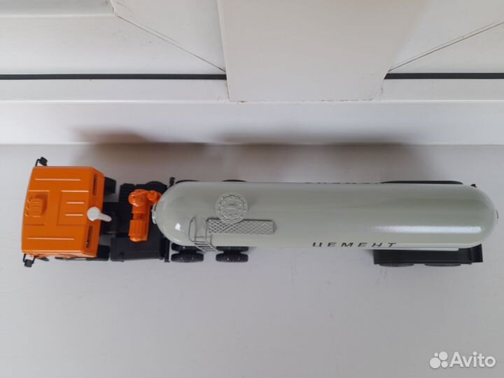 Камаз evro 54115 цементовоз Казлаб 1:43 элекон