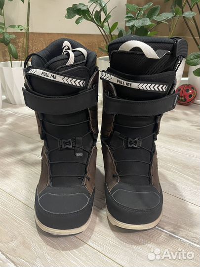Сноубордические ботинки burton
