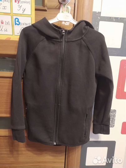 Школьные брюки и др. одежда для школы пакетом