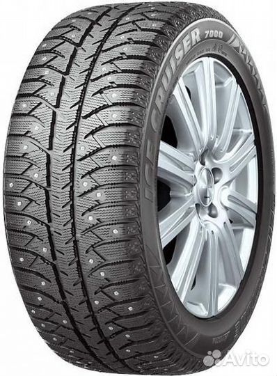 Bridgestone Ice Cruiser 7000 205/50 R17 93T