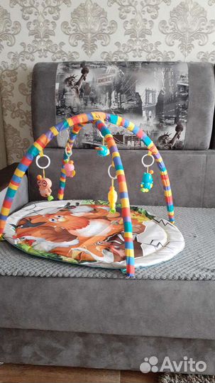 Развивающий коврик