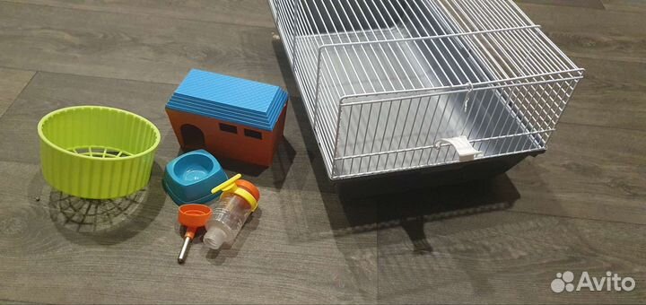 Клетка для грызунов/корм/опилки