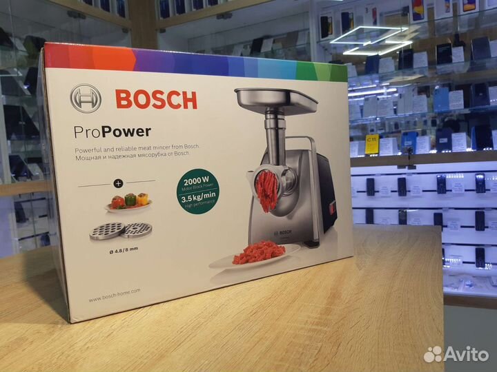 Мясорубка Bosch MFW 67600