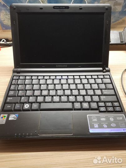 Нетбук Samsung NP-N140