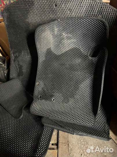 Автомобильные коврики eva