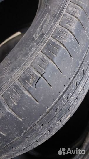 Goodyear EfficientGrip SUV 4x4 215/60 R17
