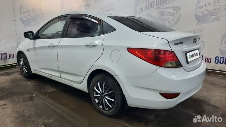 Hyundai Solaris 1.6 AT, 2012, 290 000 км