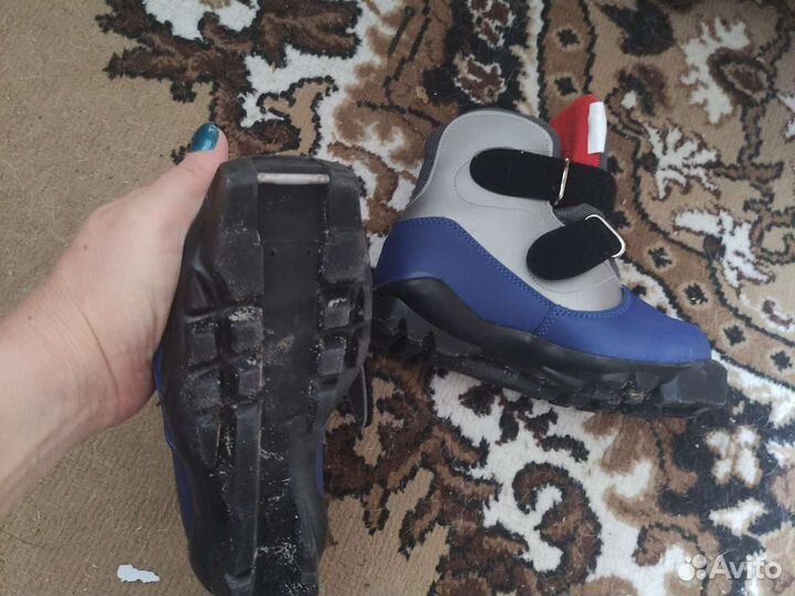 Лыжные ботинки