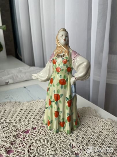 Статуэтка Плясунья (Дулево)