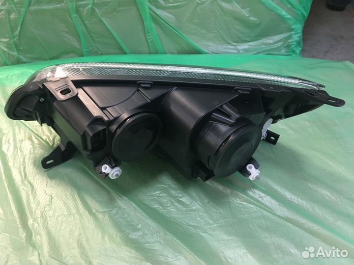 Правая фара LADA Kalina 2 (новая) ваз 2192 / 2194