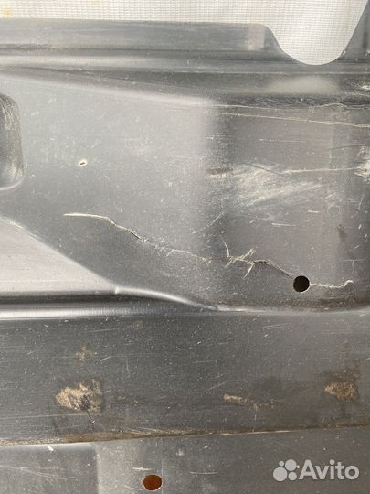 Защита днища правая Volkswagen Polo 5 Рест Поло