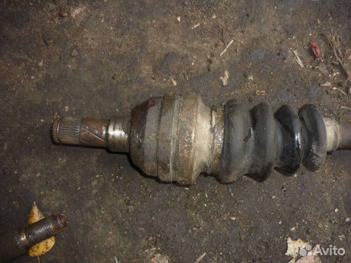 Привод левый Шевроле Лачетти